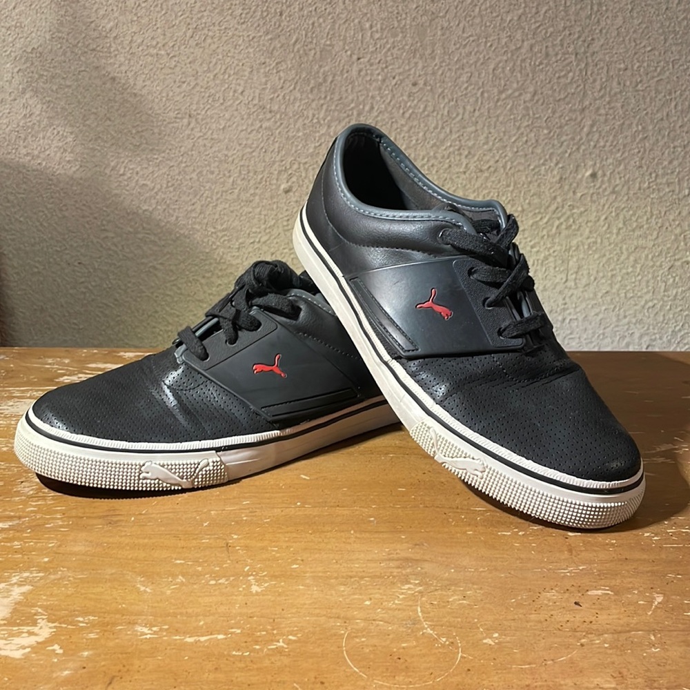 Puma shoes. 8.5 US